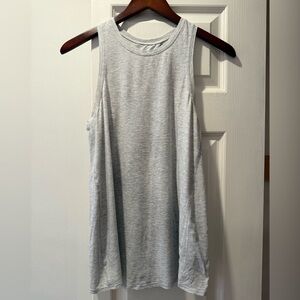 Lululemon tank top with open back size 6